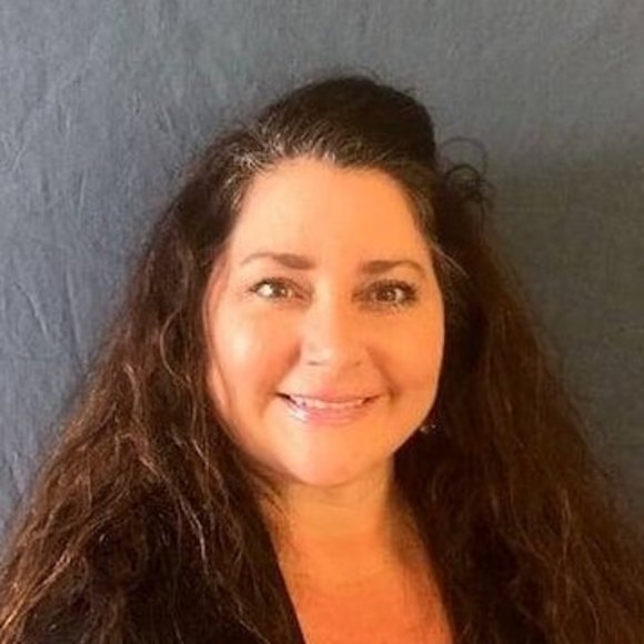 Meet your Posher, Tracie - Picture 1 of 1